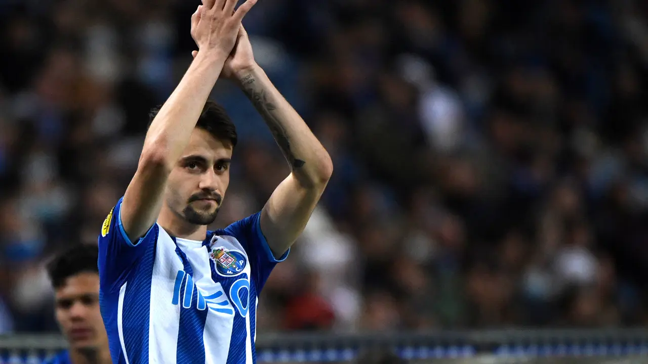 Pemain Porto Fabio Vieira Diincar MU