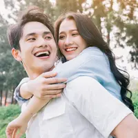 Ilustrasi pasangan bahagia/copyrightshutterstock/TimeImage Production