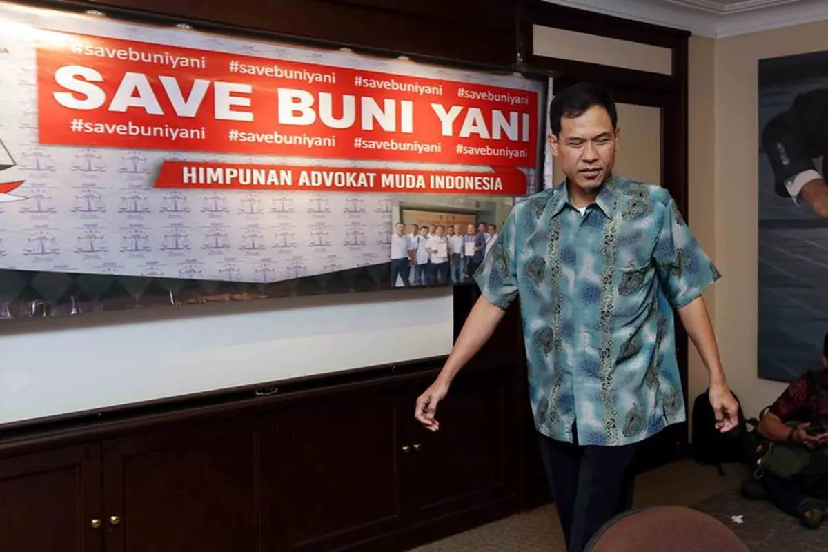 [Bintang] Munarman