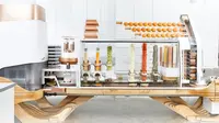 Keren, Restoran Ini Pakai Robot untuk Masak Burger