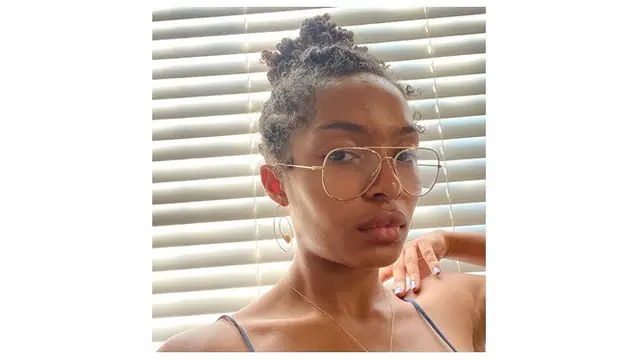 6 Pesona Yara Shahidi, Pemeran Tinkerbell Versi Live Action yang Curi Perhatian