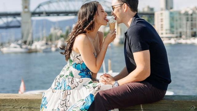 Liburan Mike Lewis dan Janisaa Pradja di Kanada