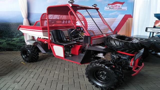 Setidaknya saat ini sudah ada empat prototipe mobil pedesaan. Salah satunya yaitu Wintor yang diproduksi PT Velasto Indonesia.(Liputan6.com/Septian Deny)