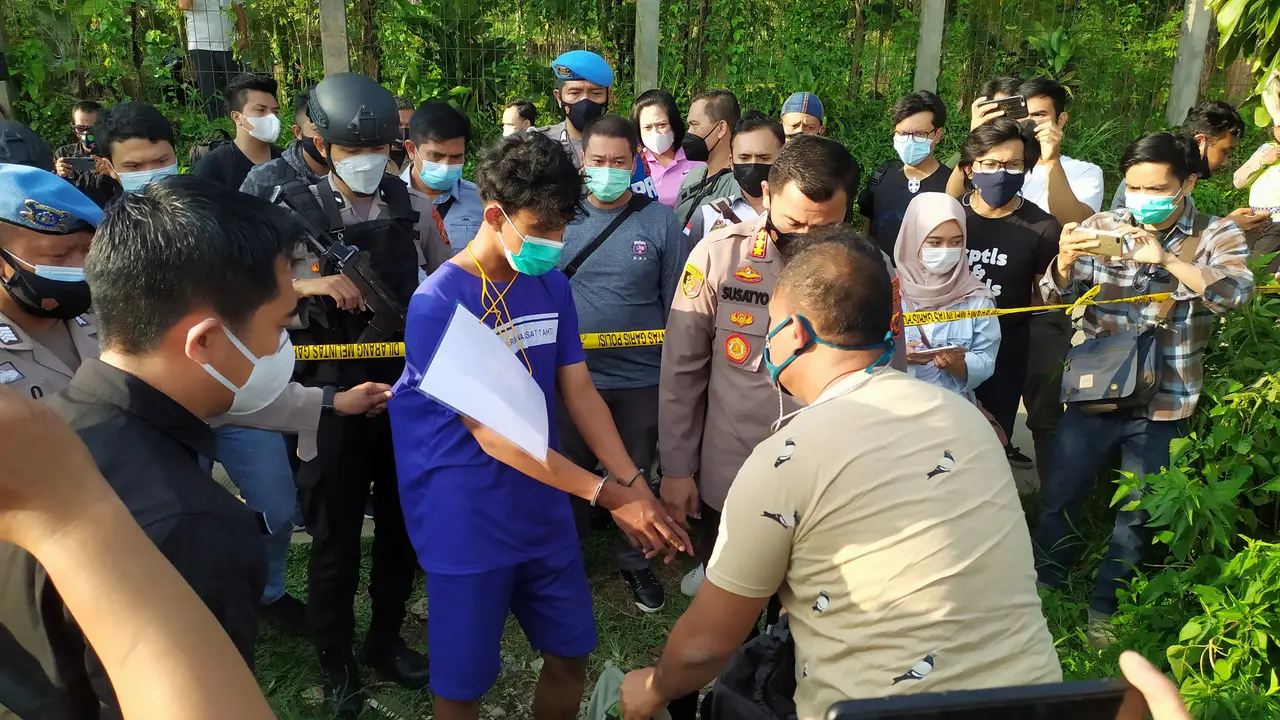 Rian (21) pembunuh gadis yang terbungkus kantong plastik dan seorang perempuan lainnya di Bogor, Jawa Barat