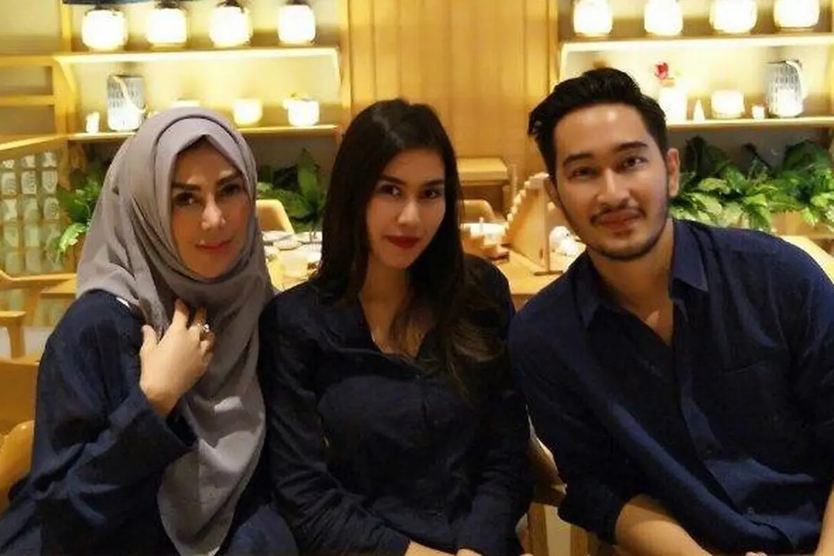 6 Momen Kedekatan Jeje Govinda dan Amy Qanita Ibunda Syahnaz, Menantu Idaman