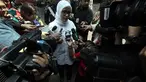Selasa (21/10/14), Bupati Lebak Iti Octavia Jayabaya menjalani pemeriksaan penyidik KPK, Jakarta. (Liputan6.com/Panji Diksana)