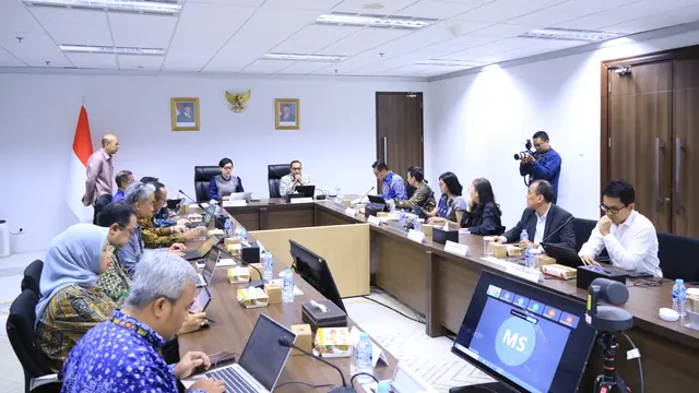 OJK dialog dengan investor institusional domestik, Selasa (20/10/2026). (Foto: OJK)