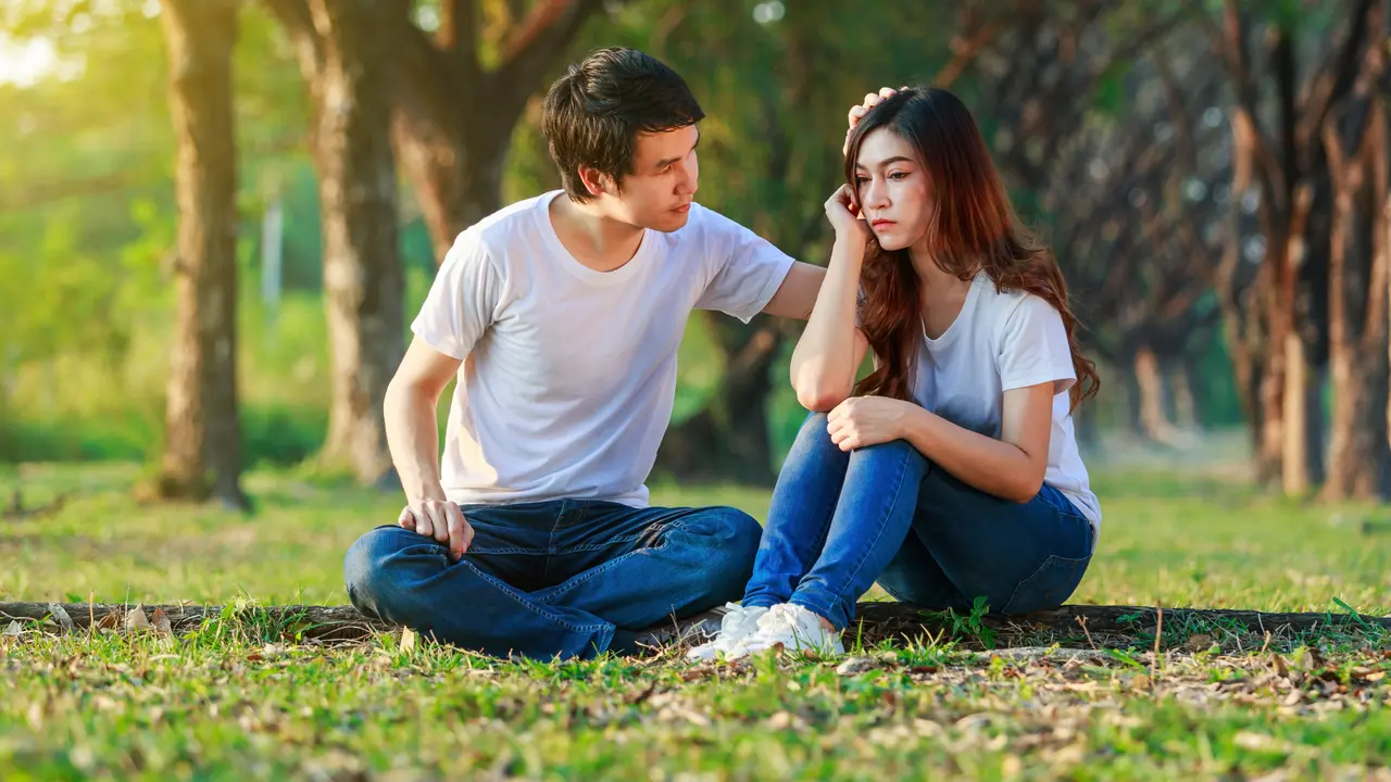 pasangan sedih