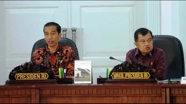 Ketua DPR Setya Novanto menilai, kerja nyata yang dilakukan Jokowi-JK adalah dalam hal paket kebijakan ekonomi yang telah dikeluarkan. Paket tersebut dinilai memudahkan bagi pelaku usaha atau investor.