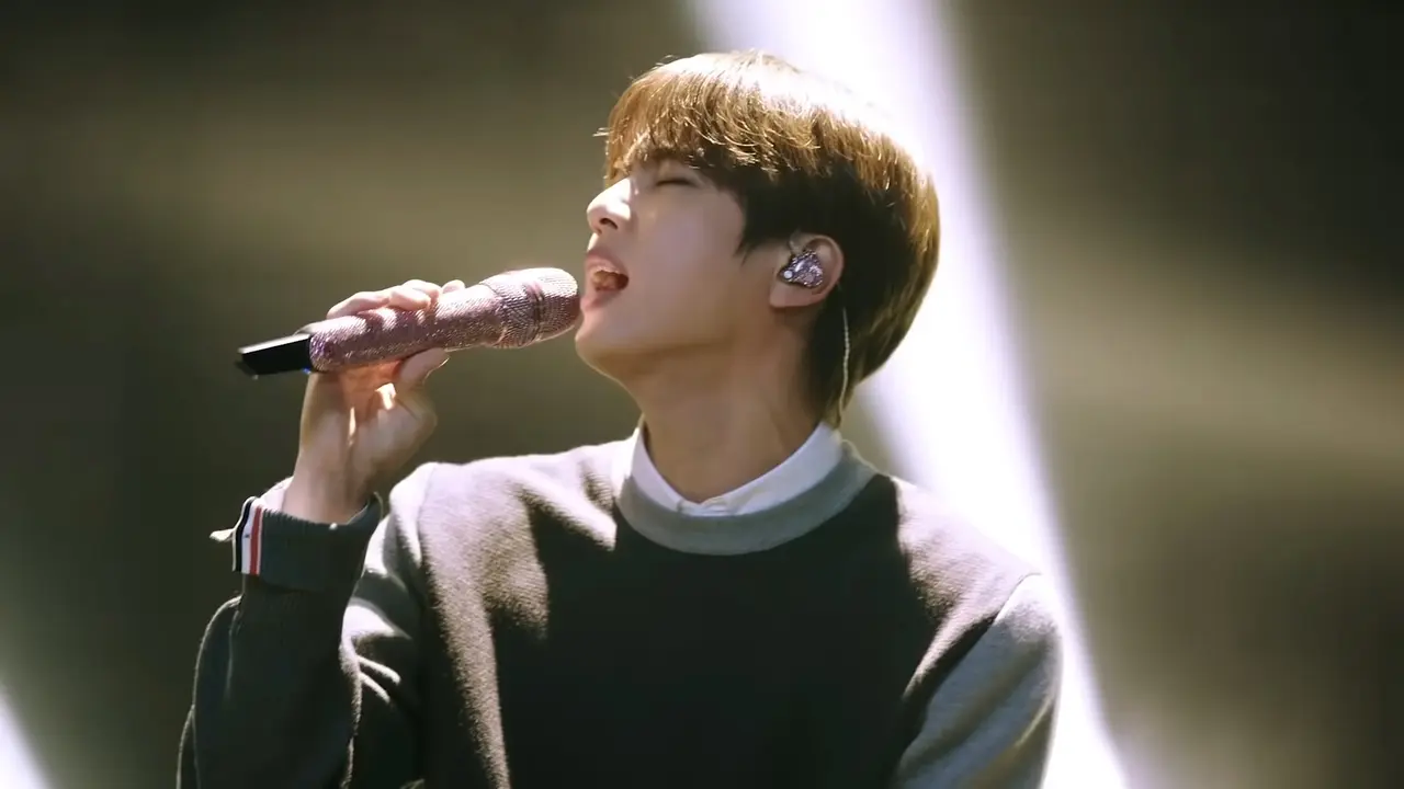 Jin BTS