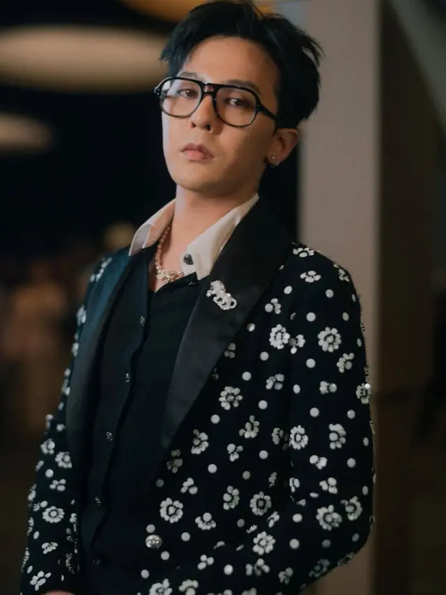 Good Day, Variety Show Terbaru G-DRAGON BIGBANG Tayang Perdana 16 Februari (credit: instagram.com/xxxibgdrgn).