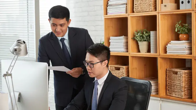 Mengenal Dampak Negatif Micromanaging (photo by freepik.com)