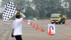 Suasana test drive truk terbaru Mitsubishi fuso model Canter dan Fighter di ICE BSD, Tangerang (25/03/2022). PT Krama Yudha Tiga Berlian Motors (KTB) resmi meluncurkan kendaraan niaga Mitsubishi Fuso Truck and Bus Corporation (MFTBC) untuk 15 model Canter dan 14 Fighter X.(Liputan6.com/Fery Pradolo)