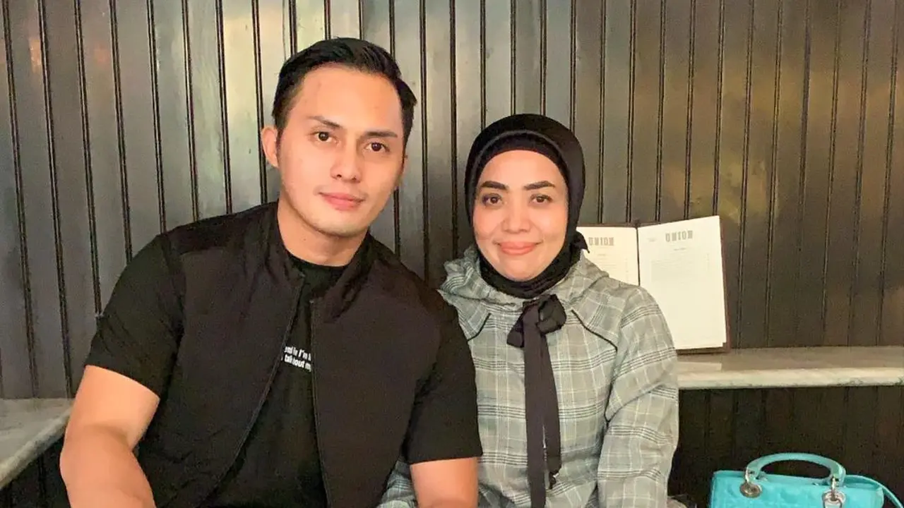 Muzdalifah dan Fadel Islami. (Foto: Dok. Instagram @muzdalifah999)