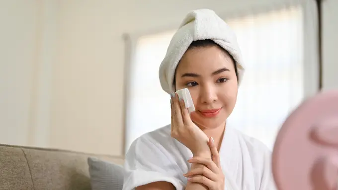Basic Skincare untuk Pemula: Panduan Simple dan Praktis agar Kulit Sehat Alami