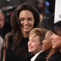 Sumber mengatakan bahwa perebutan hak asuh anak membuat Angelina Jolie tak miliki nafsu makan. (ANGELA WEISS / AFP)