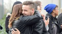 Liam Payne beri pelukan hangat kepada penggemar
