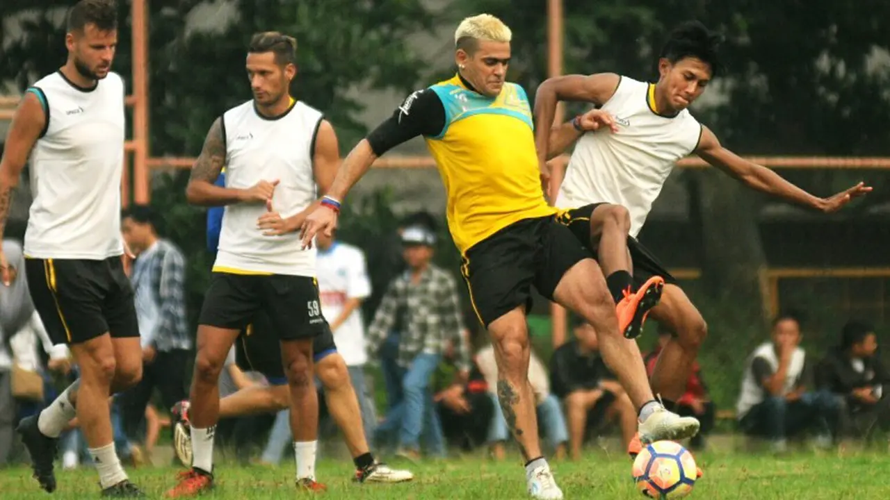 Arema Cronus