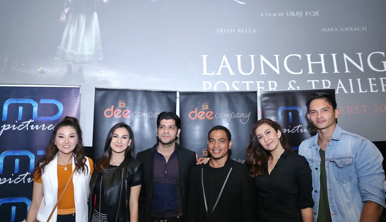Sarwenda Tan hadir dalam jumpa pers peluncuran trailer dan poster film Kembang Kantil di Metropole XXI Jakarta Pusat, Selasa (20/3/2018). Film produksi MD Pictures Dan Dee Company itu akan tayang di bioskop pada 19 April 2018. (Nurwahyunan/Bintang.com)