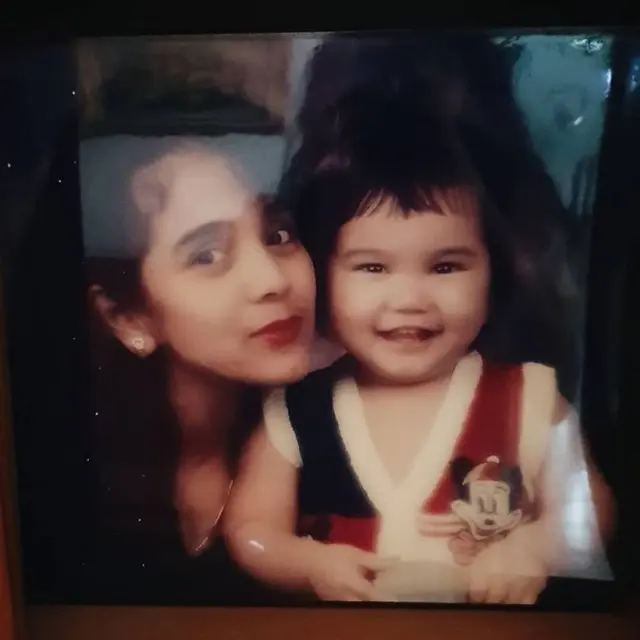 6 Foto Lawas Rachel Amanda Saat Kecil, Pipi Chubby Bikin Gemas