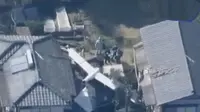Pesawat tak bermesin itu jatuh menimpa rumah di Kota Sakae, Prefektur Chiba, Jepang.