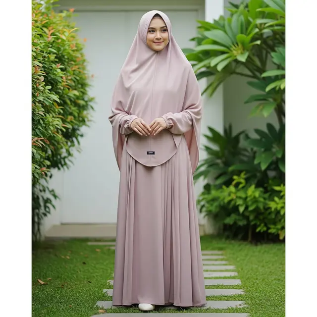 Gamis A-Line Lipit Minimalis