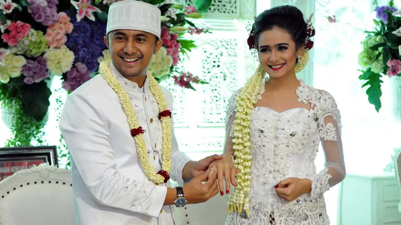 Hengky Kurniawan dan Sonya Fatmala