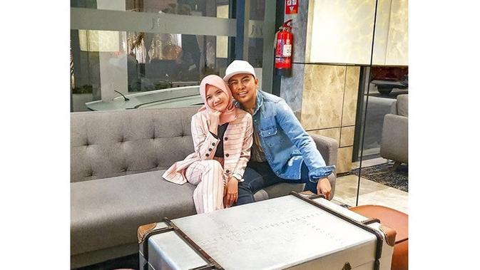 6 Momen Mesra Fikoh LIDA dan Fomalhaut Usai Menikah, Makin Lengket (sumber: Instagram.com/iamfomalhautzamel)