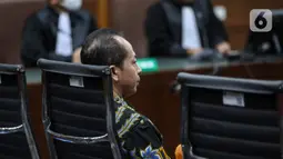Majelis Hakim menolak eksepsi atau nota keberatan atas dakwaan perkara dugaan korupsi yang menjerat Tenaga Ahli Human Development (HUDEV) Universitas Indonesia tahun 2020 Yohan Suryanto. (Liputan6.com/Johan Tallo)