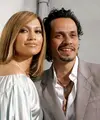 Jennifer Lopez dan Marc Anthony memang sudah tak bersama lagi sejak beberapa waktu lalu. Perpisahan kedunya ternya memiliki sebuah alasan menurut wanita yang akrab disapa JLo ini. (AFP/Bintang.com)