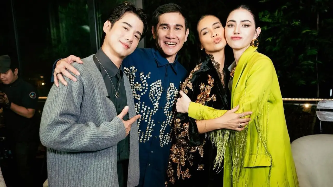 6 Gaya Davika Hoorne dan Mario Maurer Hadiri Gala Dinner di Jakarta, Pose Bareng Pasutri Vino G Bastian dan Marsha Timothy
