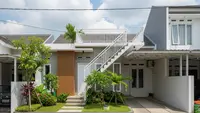 9 Contoh Rumah Type 45 dengan Rooftop dan Taman Samping Kecil, Hunian Modern