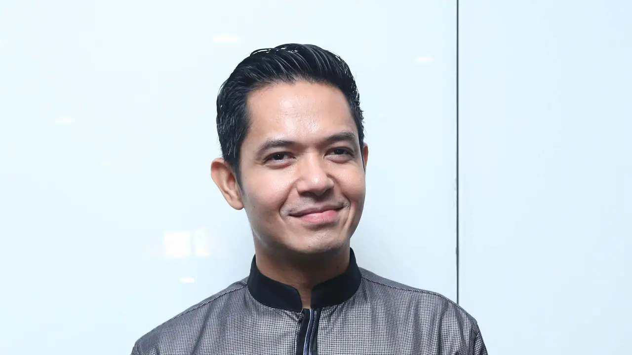[Bintang] Dude Harlino