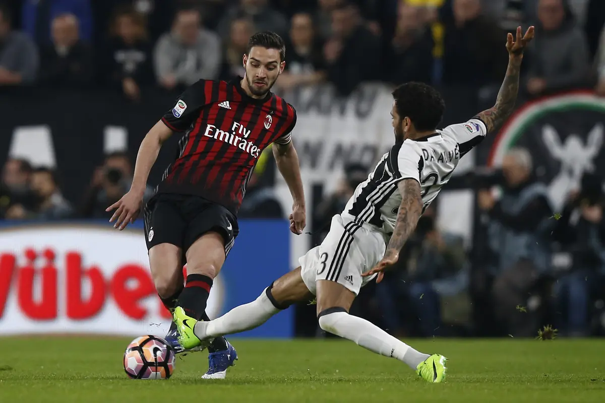 Bek AC Milan, De Sciglio saat tampil melawan Juventus