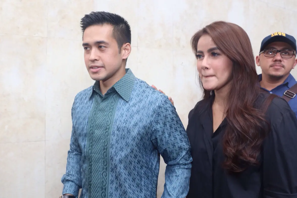 Aufar Hutapea dan Olla Ramlan