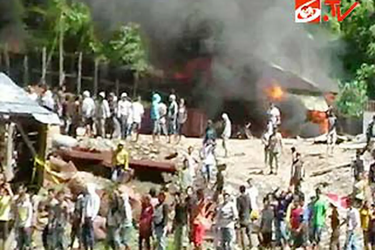 110617terk2_bakar-tambang.jpg