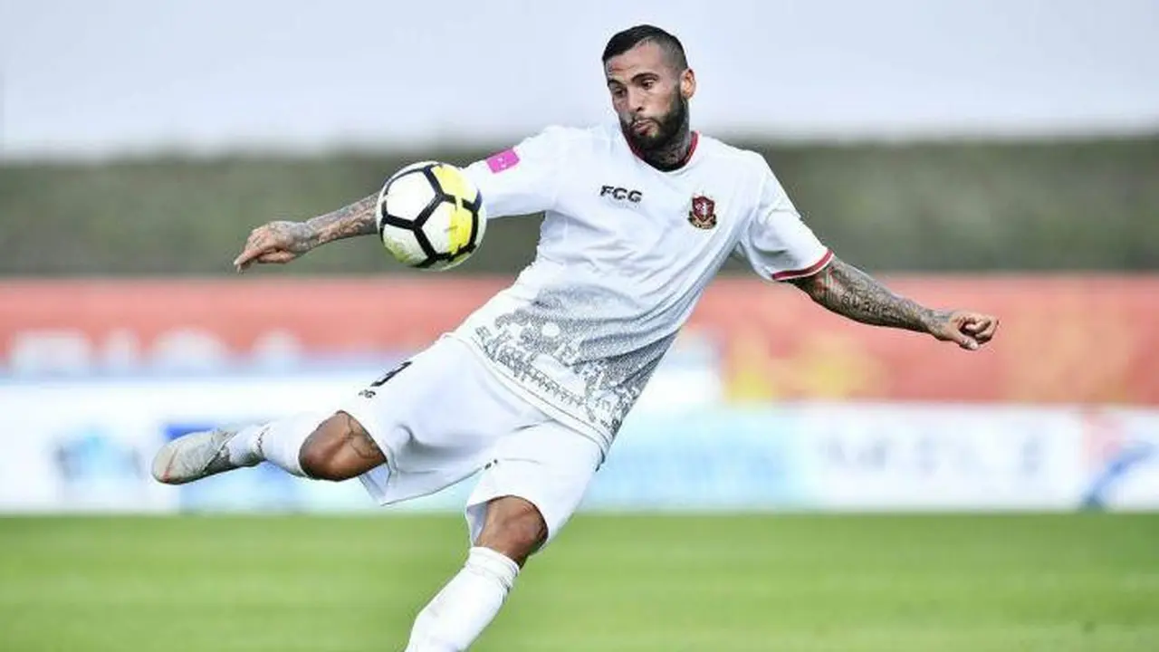 Gelandang Belanda yang kini membela HNK Gorica di Liga Kroasia, Joey Suk.