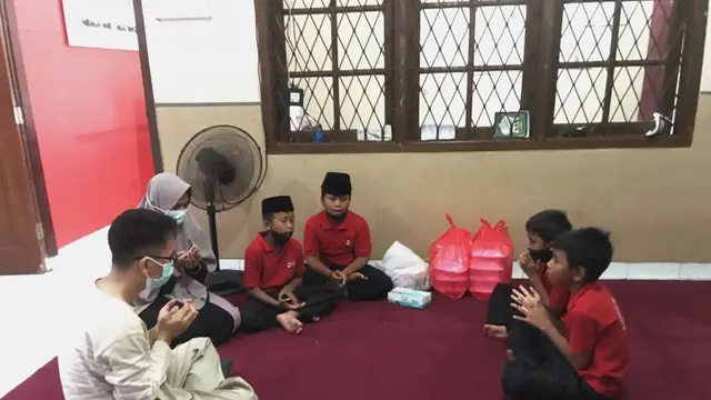 KT&G SangSang berbuka puasa dengan anak yatim piatu di bulan Ramadhan (ist)