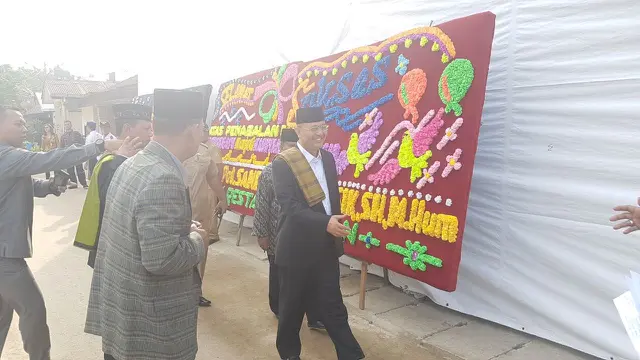 baju tamu