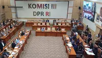 DPR Resmikan UU Polri Menjadi Undang-Undang (Delvira Hutabarat/Liputan6.com)