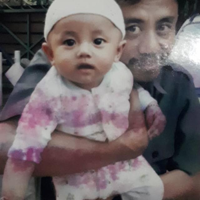 6 Potret kenangan Epy Kusnandar dan Quentin anak dari pernikahan dengan Karina Ranau