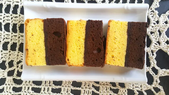 bolu lapis kukus atau kue lapis