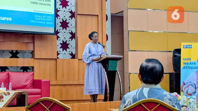 Ambassador of Global Girls Foundation/Plan International, Dr. Phaedria St. Hilaire