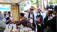Menteri Koordinator Bidang Kemaritiman dan Investasi (Menko Marves) Luhut Binsar Pandjaitan Tinjau Expo UMKM Pesantren (Istimewa)