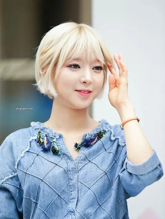 Sebelum bergabung dengan FNC Entertainment, Choa AOA merupakan sales dari produk IPTV. (Foto: koreaboo.com)