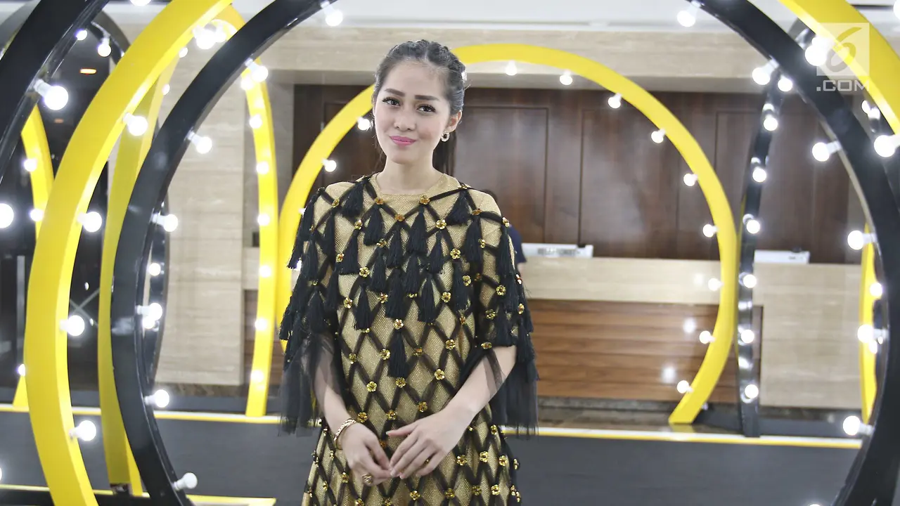 Gracia Indri