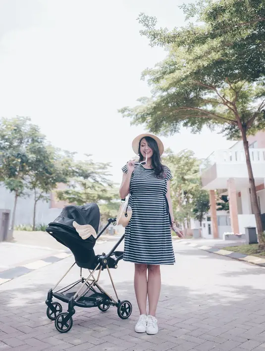 (Instagram/mrssharena)