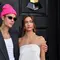 Intip Ruang Tamu Justin dan Hailey Bieber, Furnitur Sculptural Ciptakan Kesan Hangat