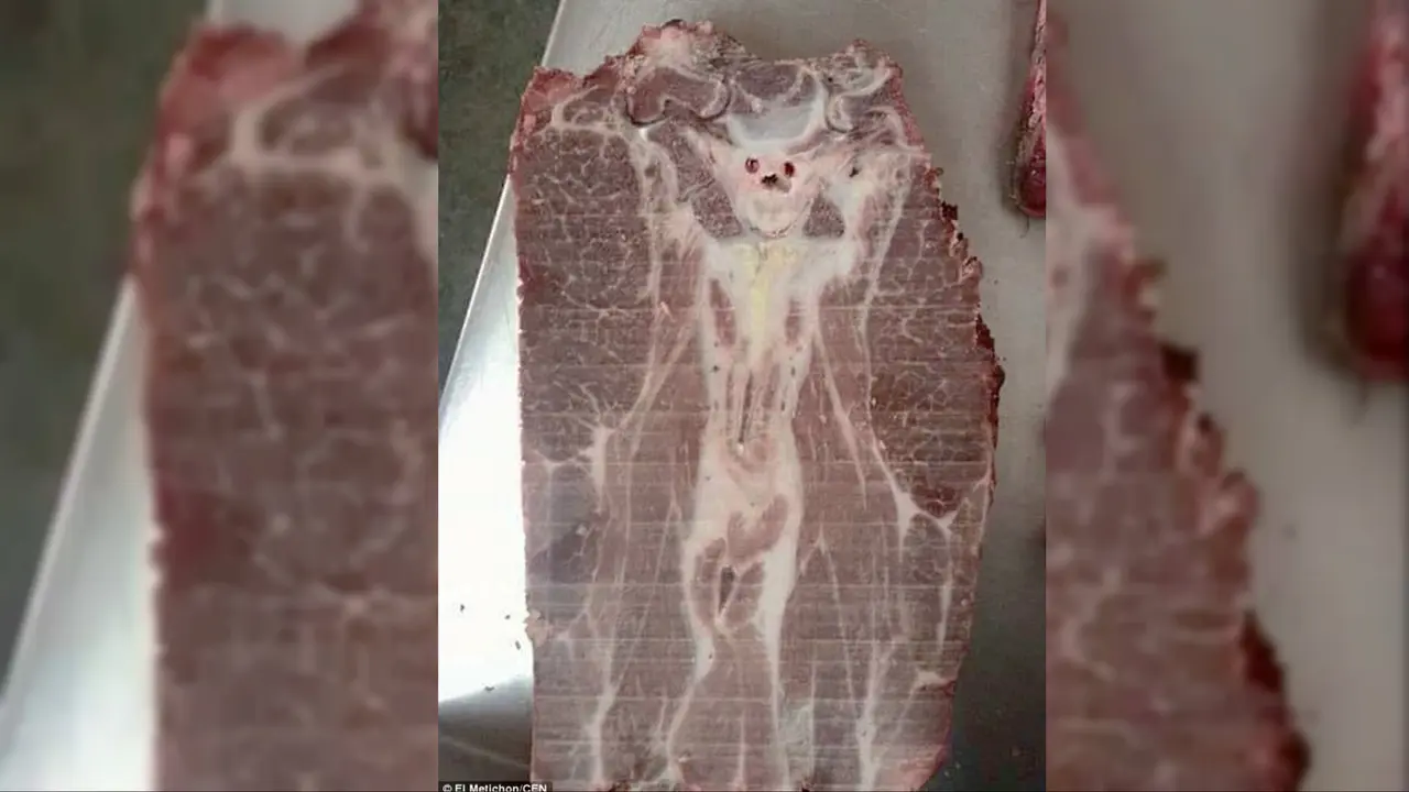 Heboh Muncul Sosok Iblis di Daging Steak