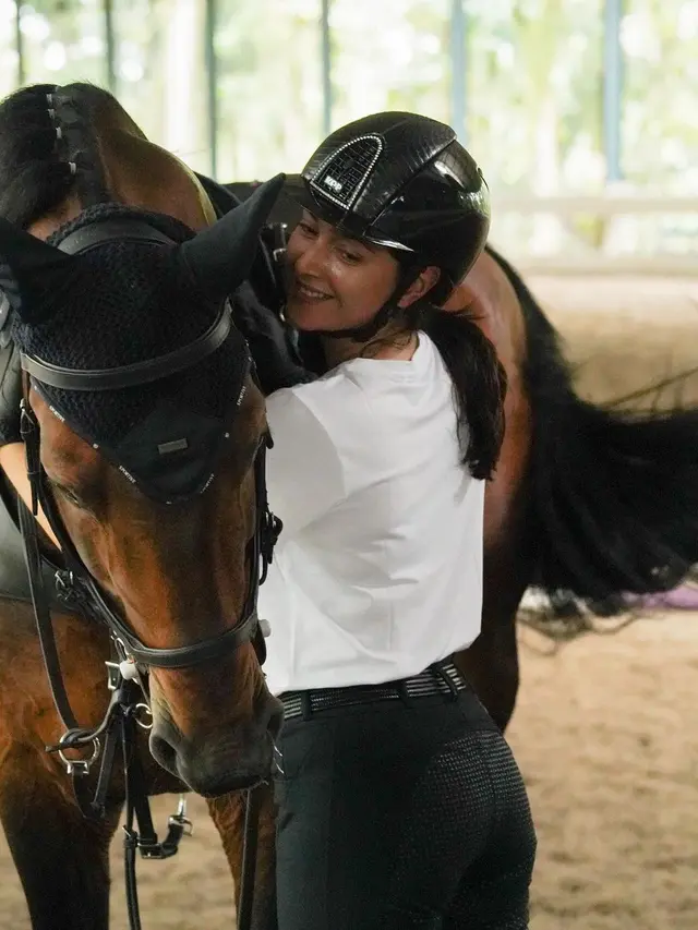 Nabila Syakieb bersama kudanya (Instagram/nsyakieb85)